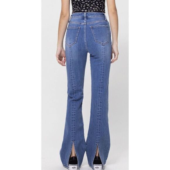 Cello High Rise Jeans With Back Slit Bootcut 5 Pocket Zipper Distressed  ￼Size 9 - Picture 4 of 6